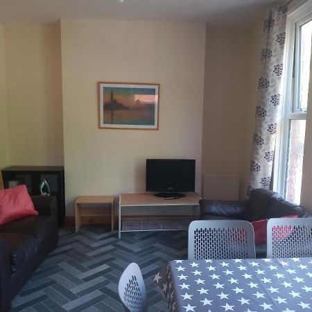 Room In Stranmillis Belfast Esterno foto